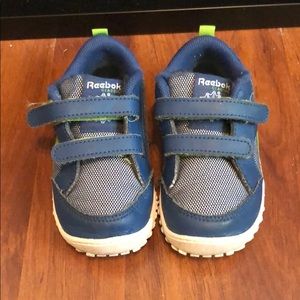 Used good condition toddler Reebok tennis shoes